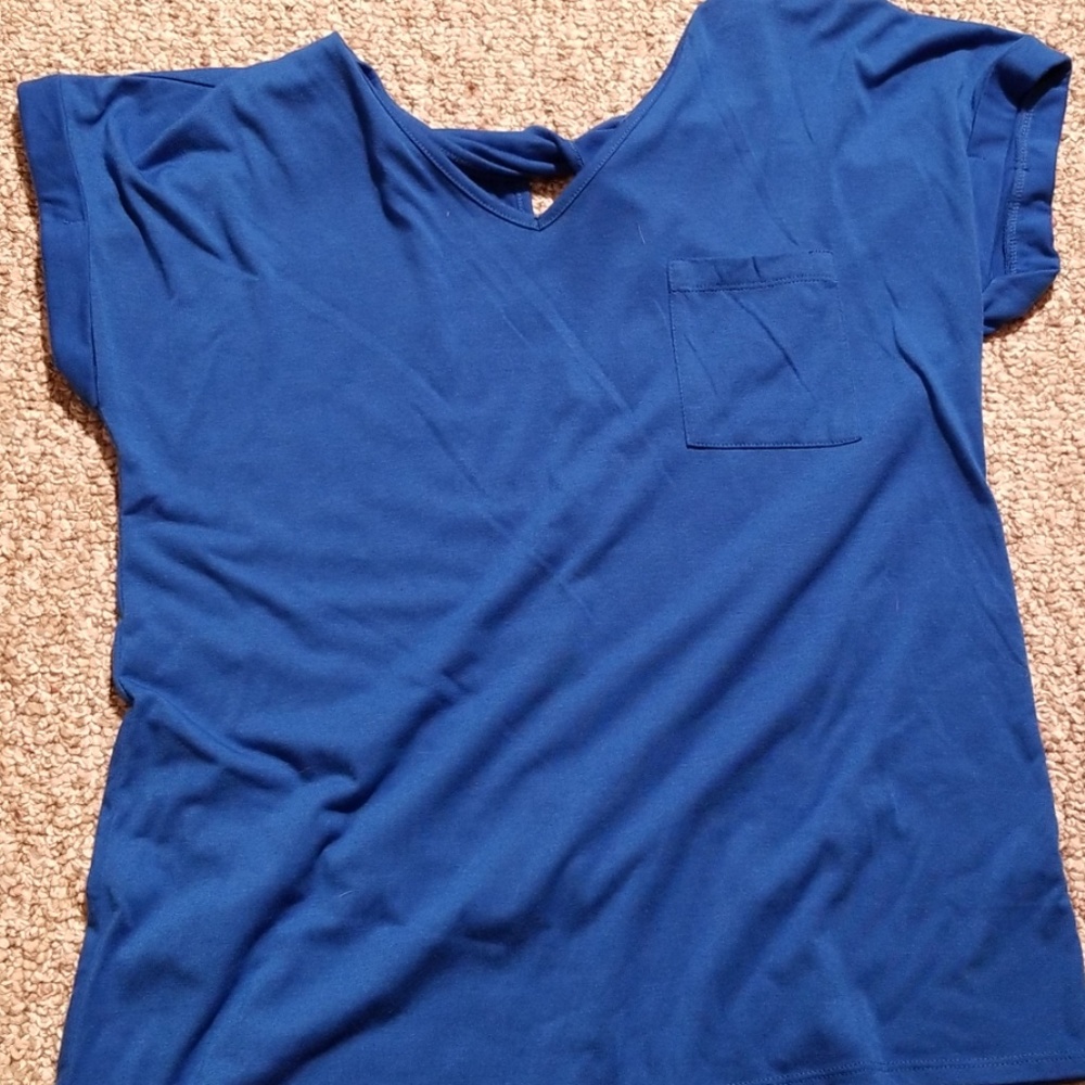 Blue tee - Picture 2 of 2